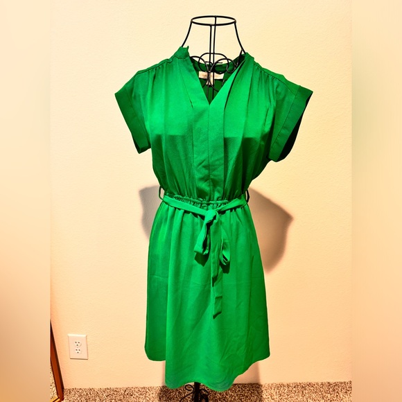 Green Work Dress - Picture 3 of 7